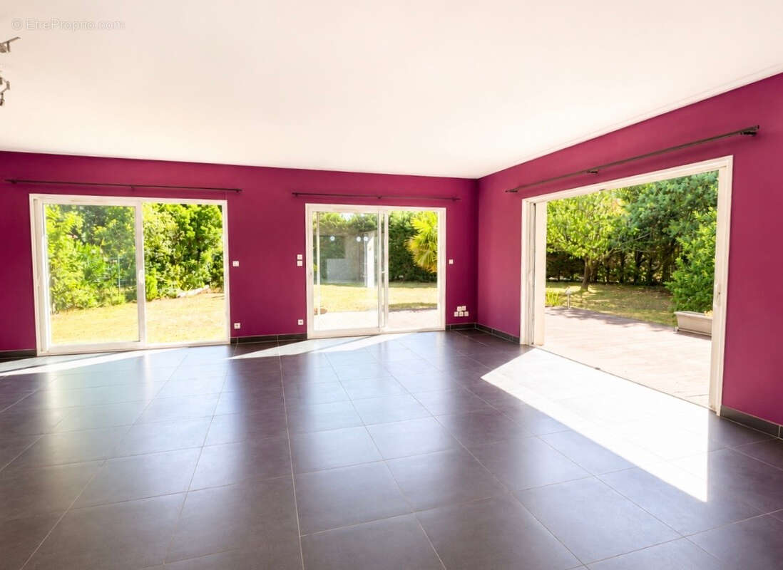 Maison Le Pian Medoc 6 pièce(s) 160 m2 - photo 5