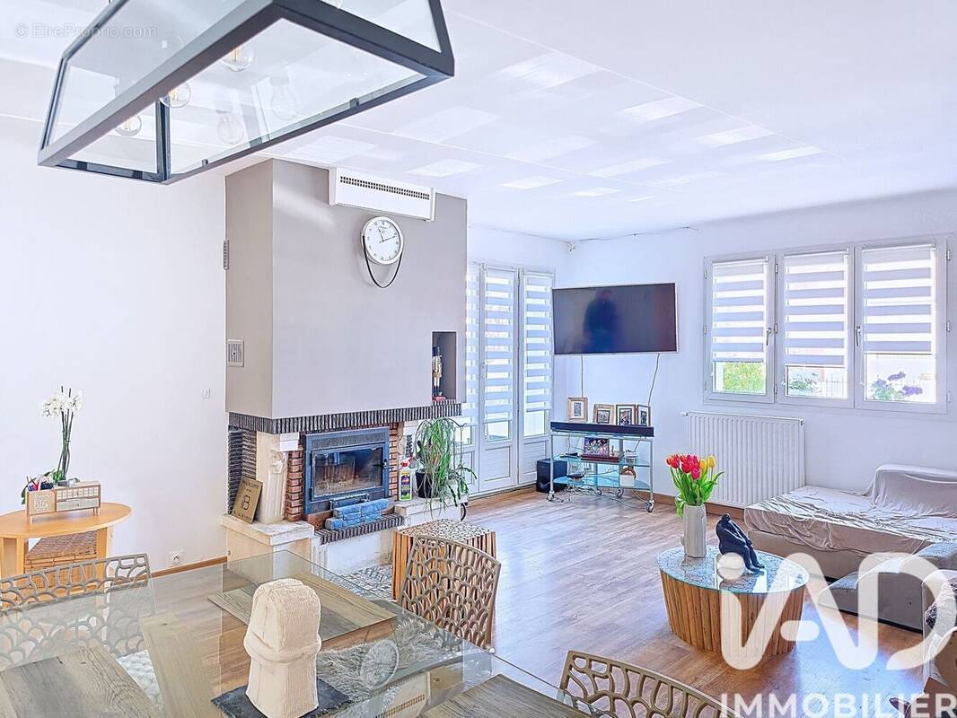 Photo 1 - Maison à BRUNOY