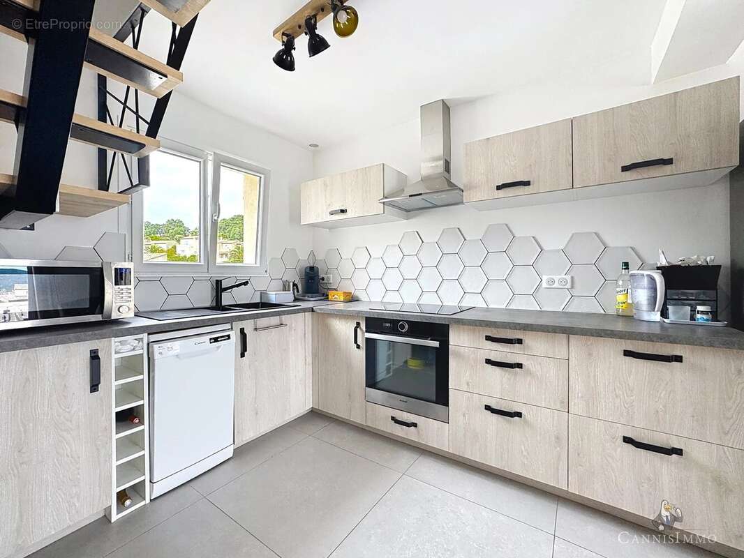 Maison à MANDELIEU-LA-NAPOULE