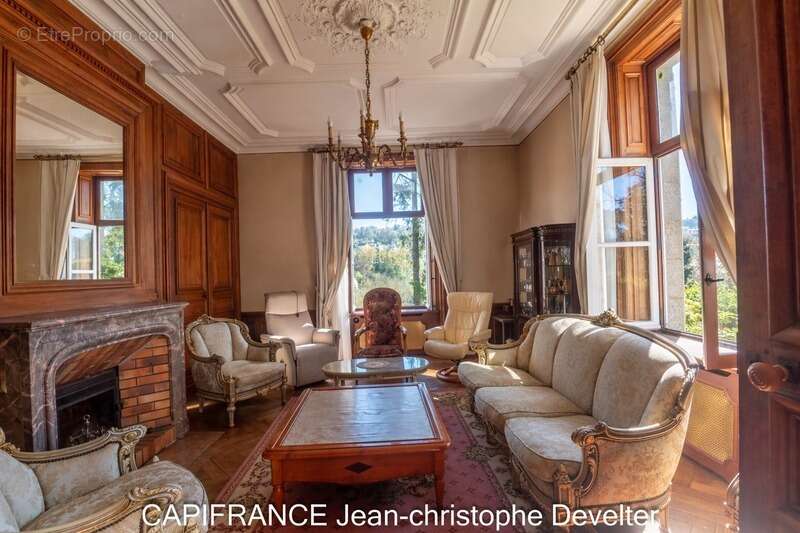 Maison à MORTAIN