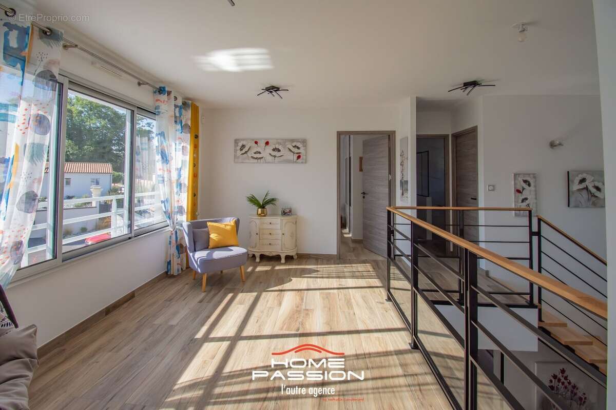 Maison à LES MATHES