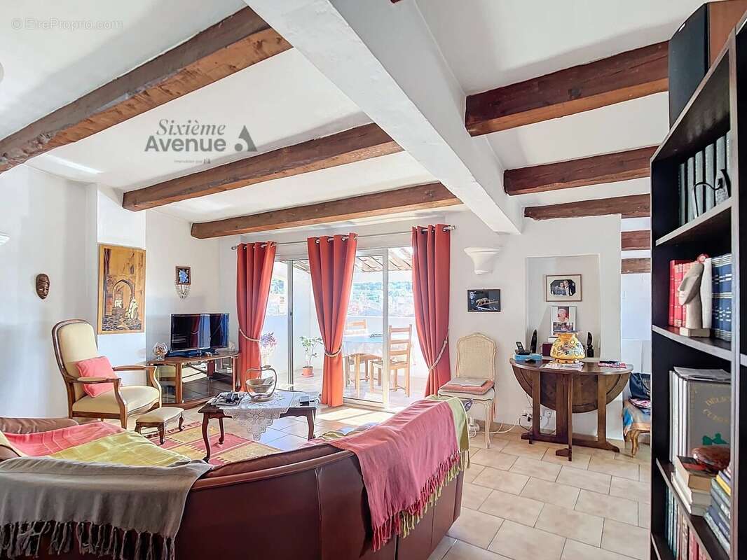 Appartement à LE CANNET