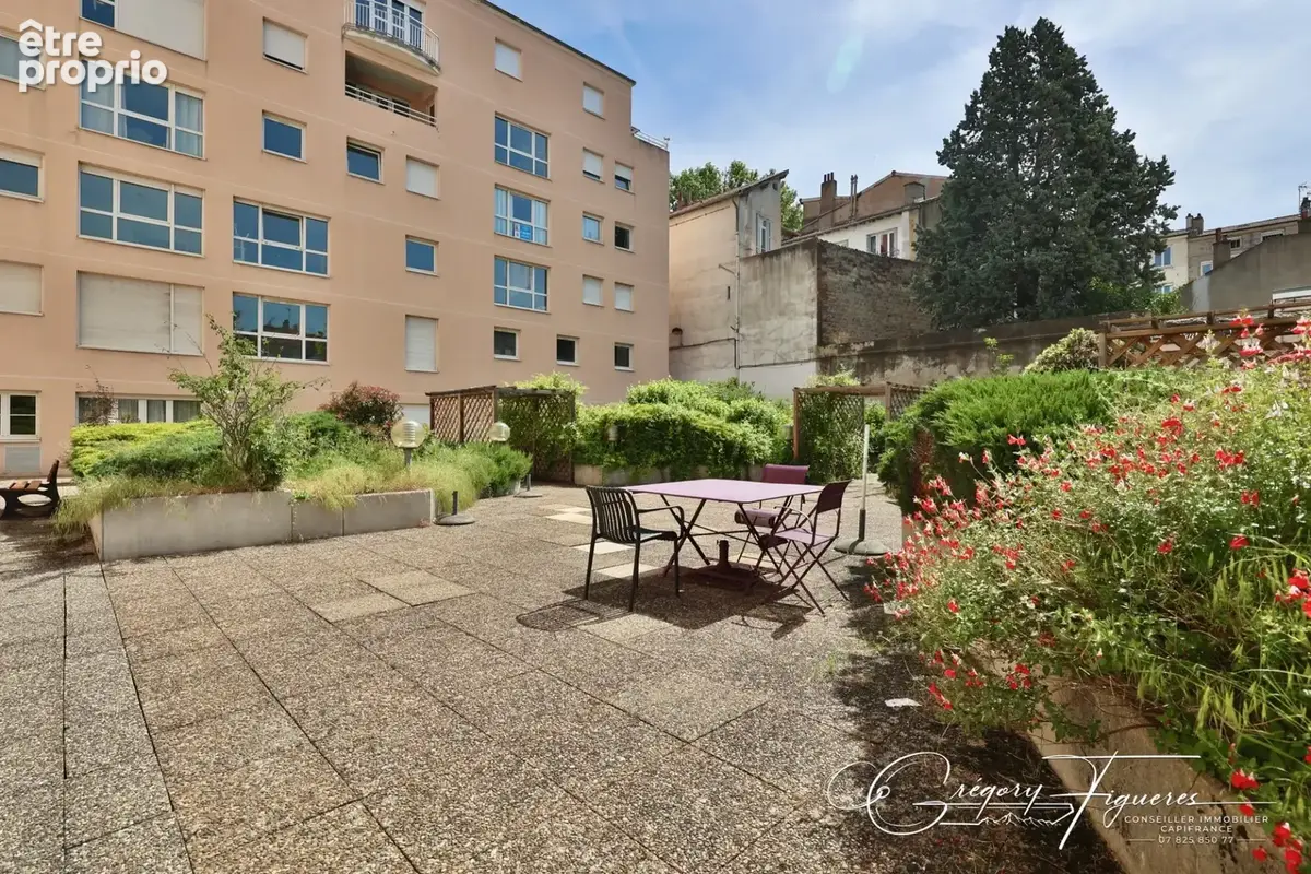 Appartement familial 79 m² – 4 pièces – 3 chambres – grand garage – grand jardin – résidence calme avec ascenseur – saint-étienn - photo 18