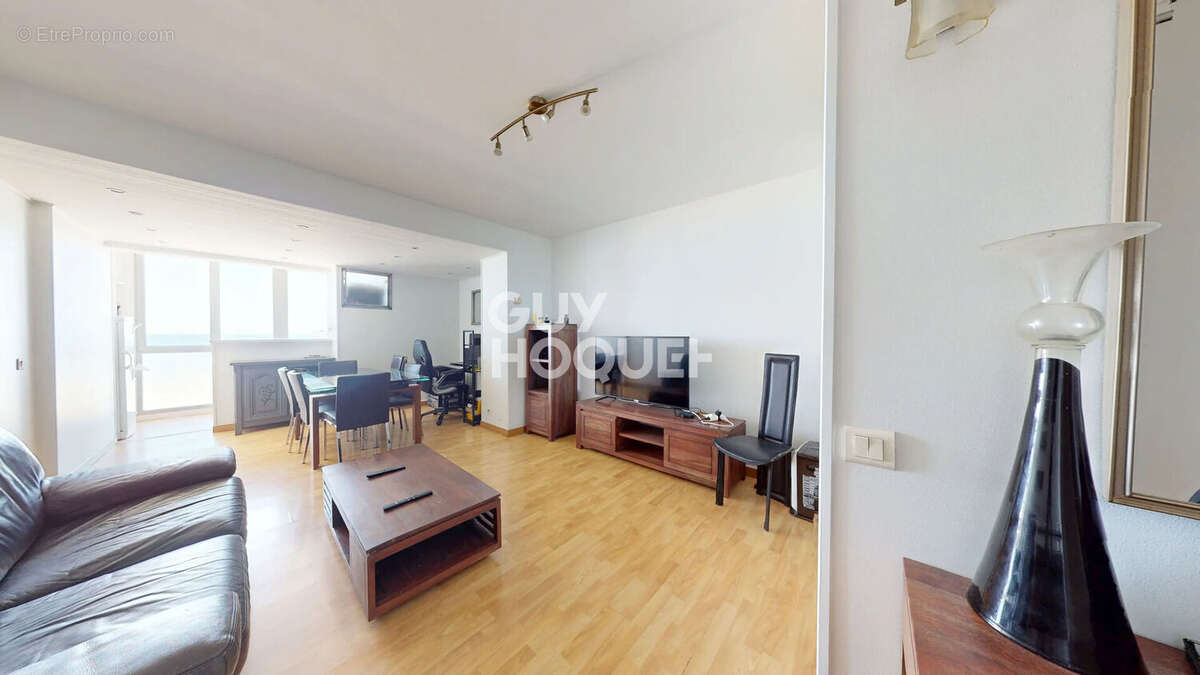 Appartement à CANET-EN-ROUSSILLON