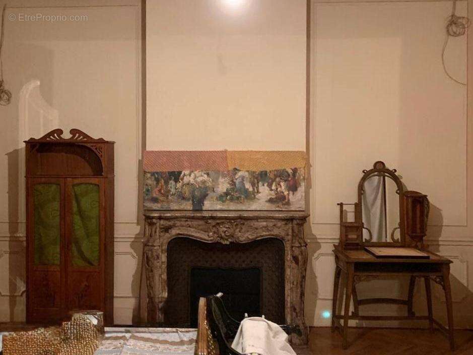 Maison à PARIS-17E