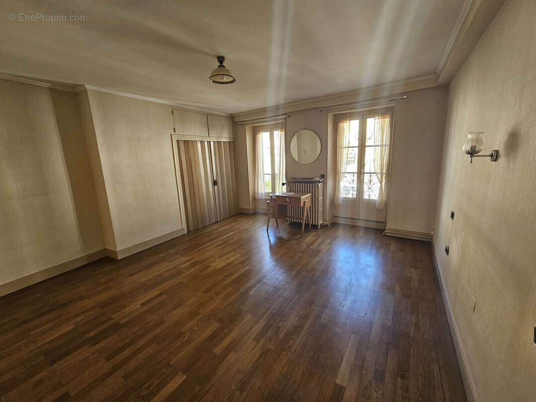 Appartement à SAINT-CLAUDE