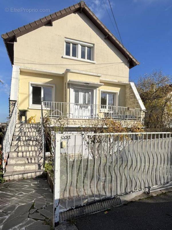 Maison à NEUILLY-PLAISANCE