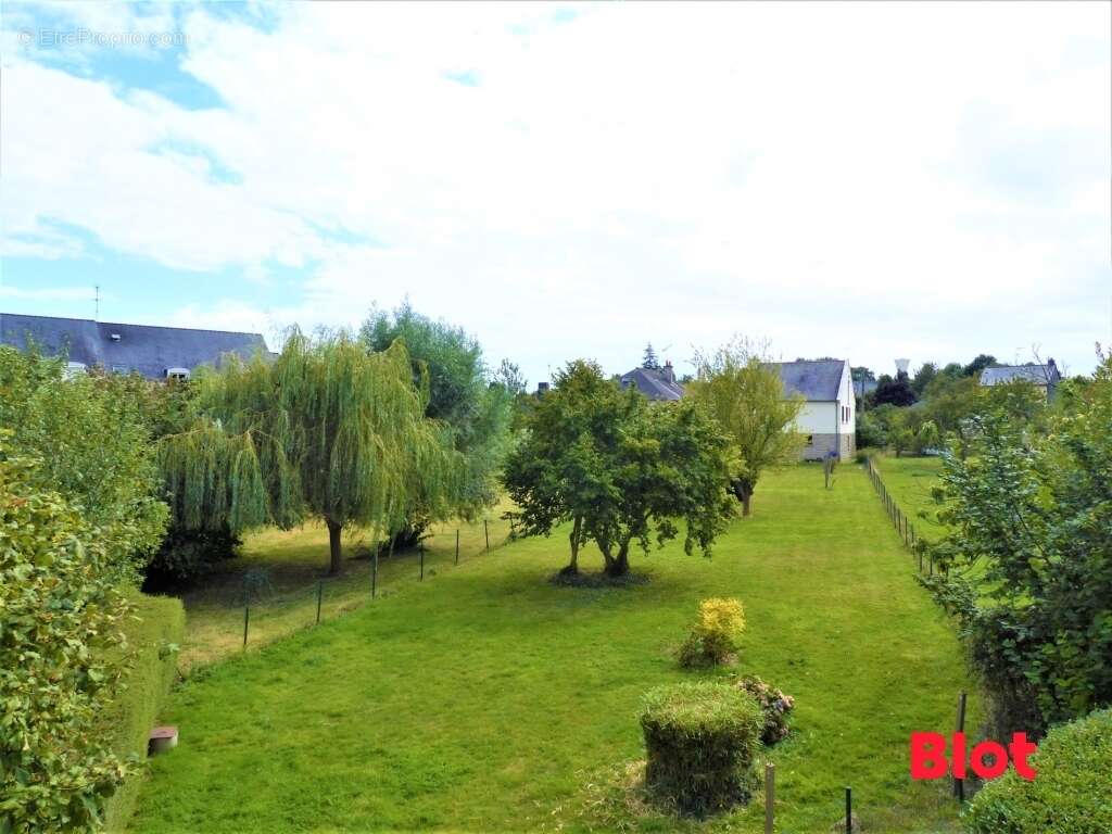 Appartement à SAINT-ARMEL