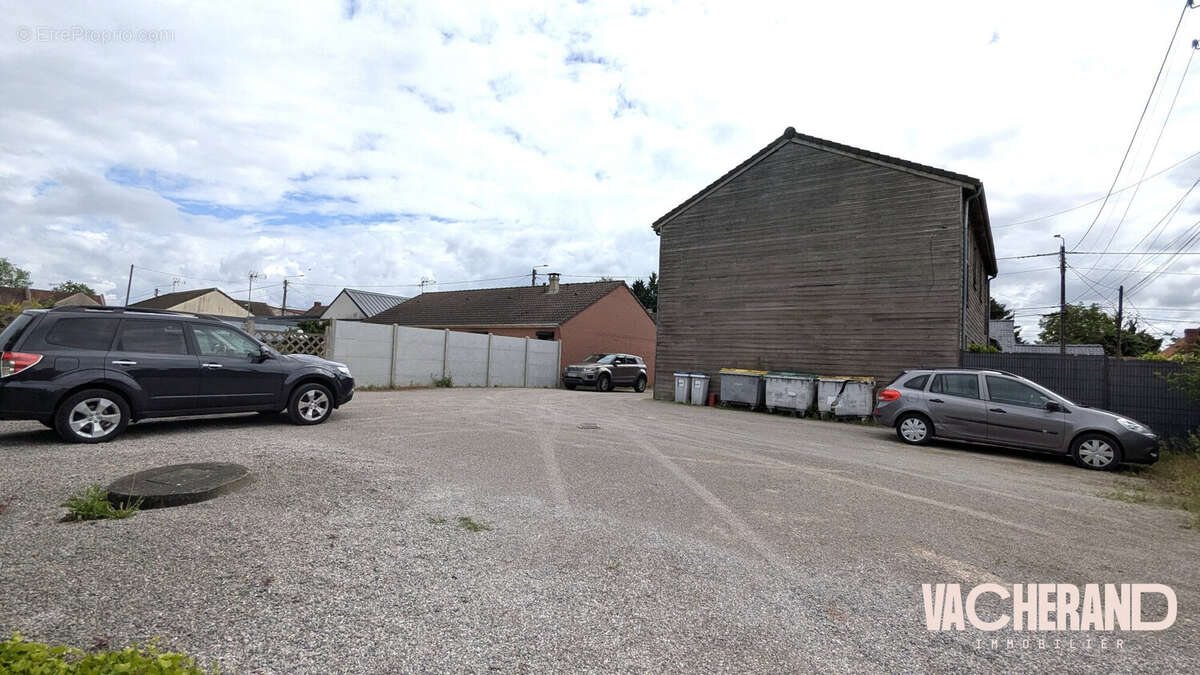Appartement à AUBY