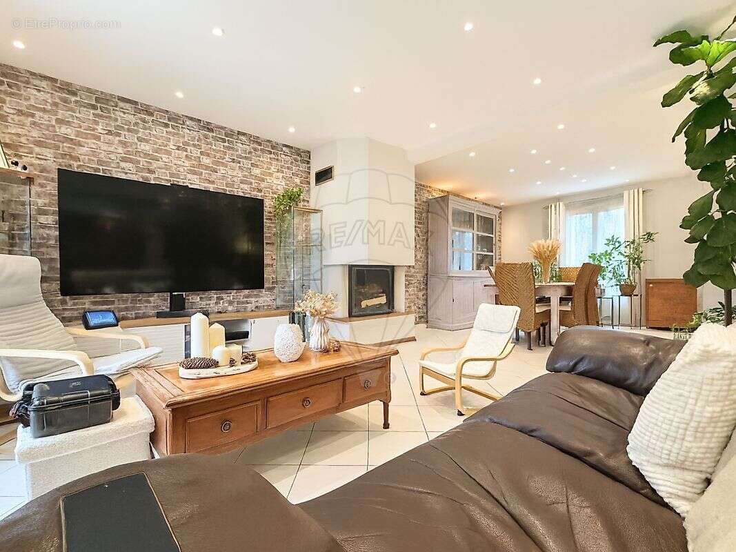 Maison à SAINT-WITZ