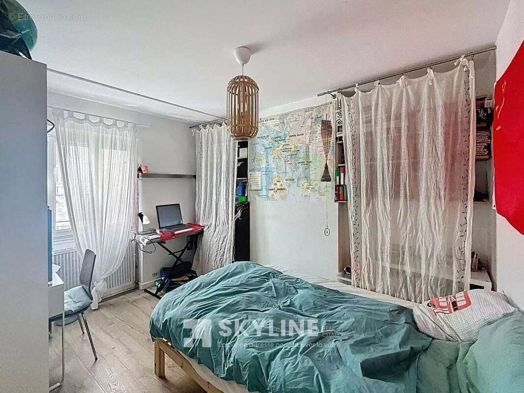 Appartement à MARSEILLE-6E