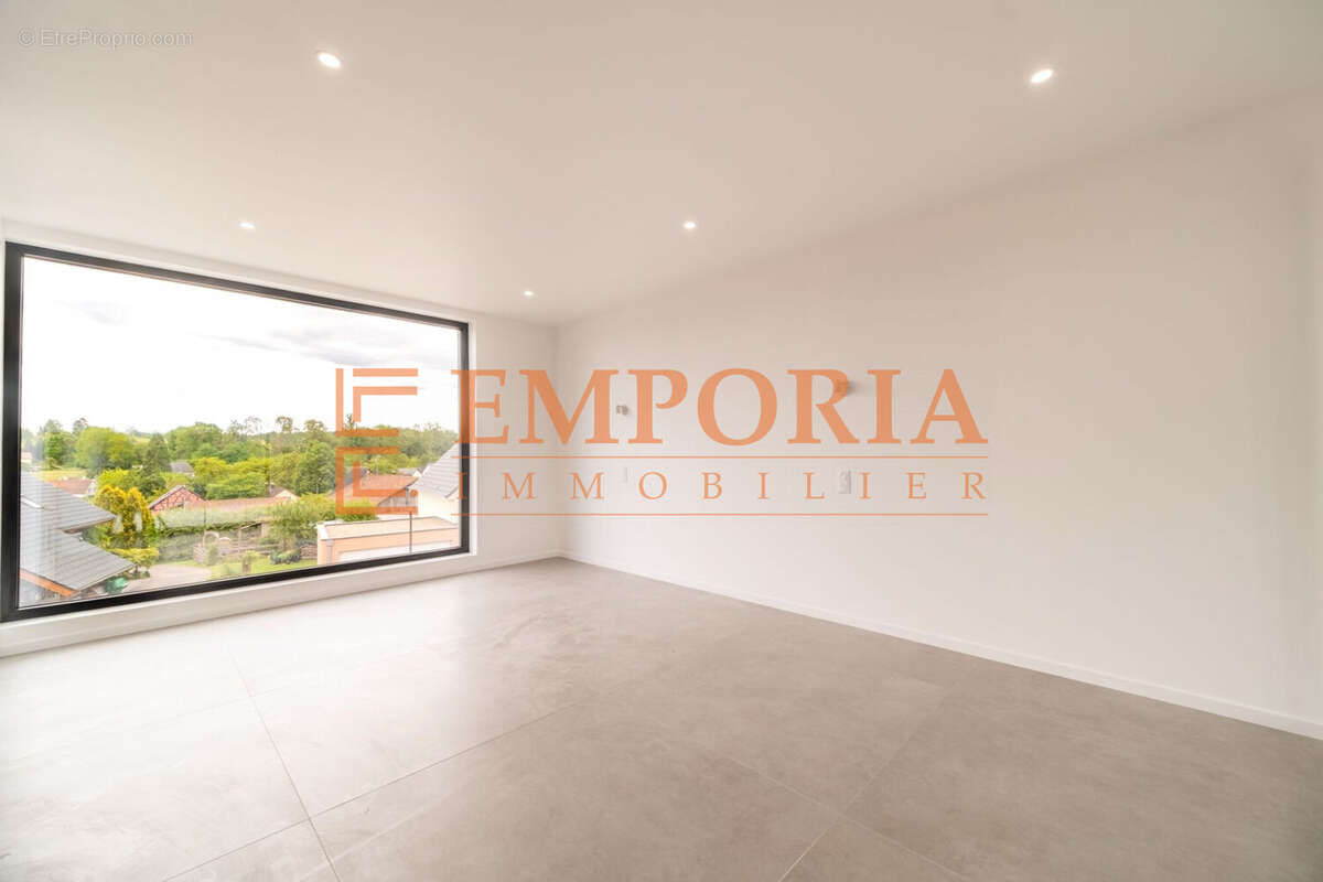 Maison 215 m² à Michelbach-Le-Bas  - photo 8