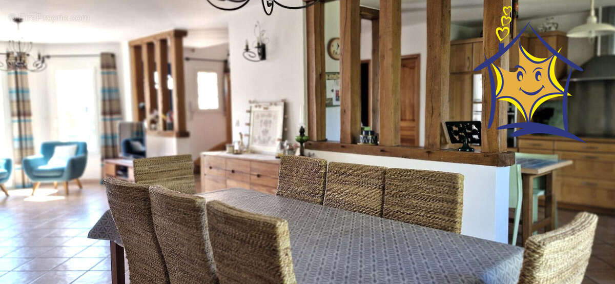 Maison 138 m² à Viry-Chatillon  - photo 2