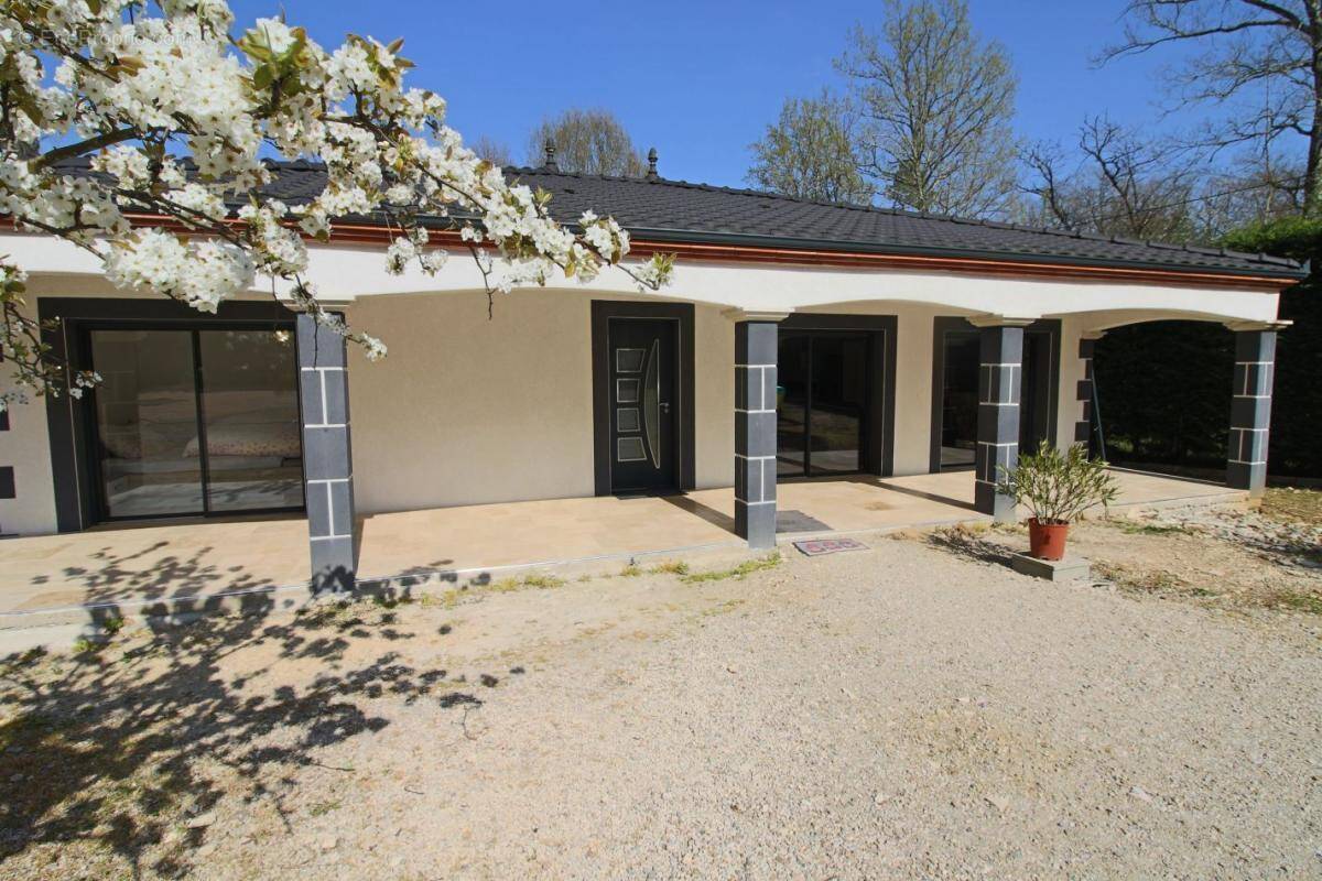 Maison à FUMEL