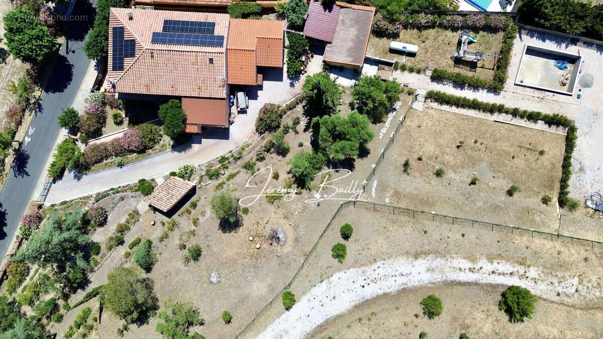 Maison à MAURY