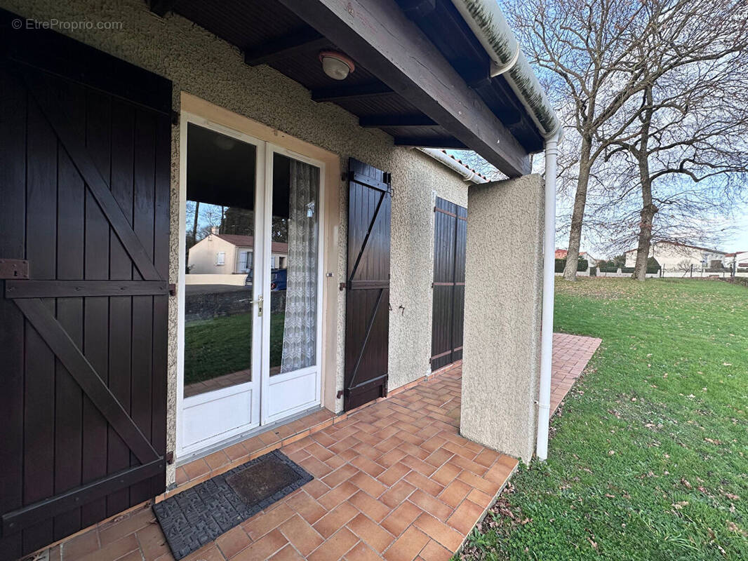 Maison à LA CHAPELLE-ACHARD