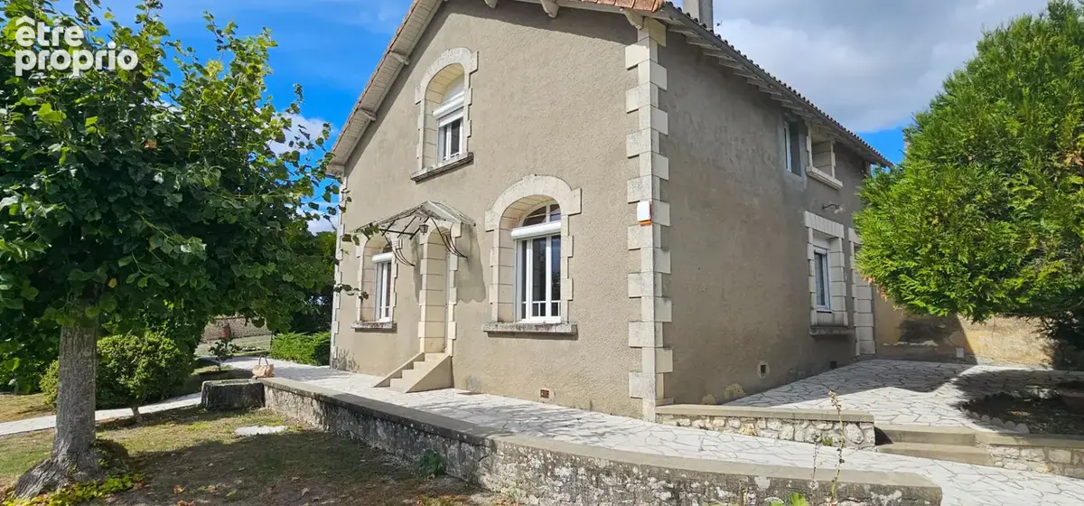Maison à DOMPIERRE-SUR-CHARENTE