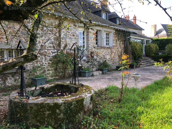 À Vendre : Maison Bourgeoise de Caractère au Coeur de Vaiges - photo 8