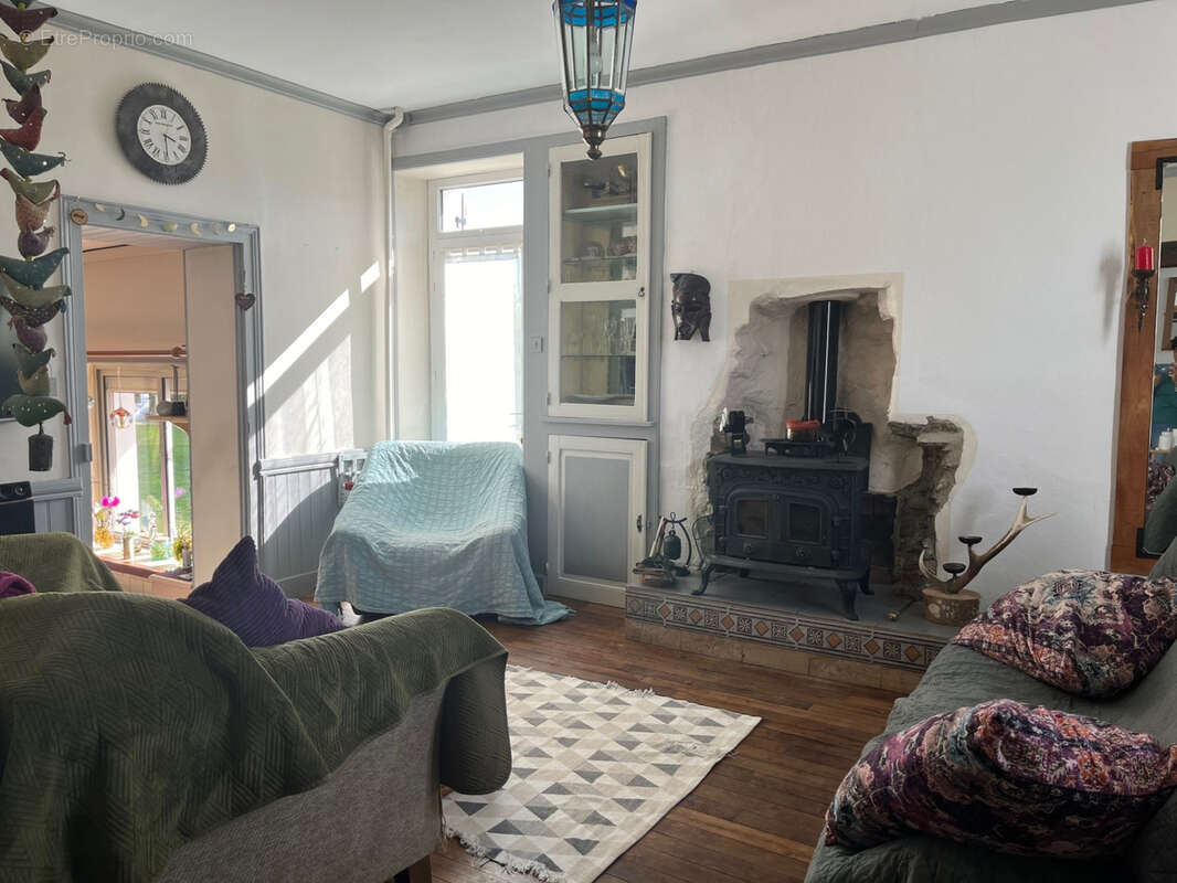 Maison à LA COQUILLE