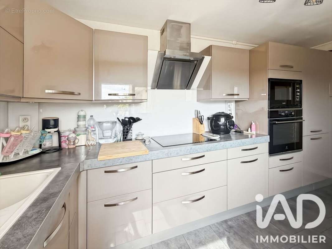 Appartement 87 m² à Champs-Sur-Marne  - photo 9