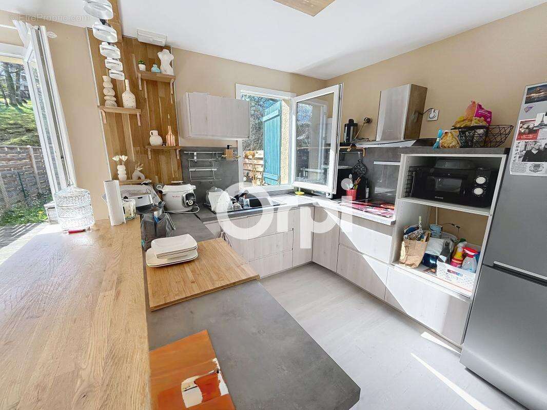 Appartement à BRIVE-LA-GAILLARDE