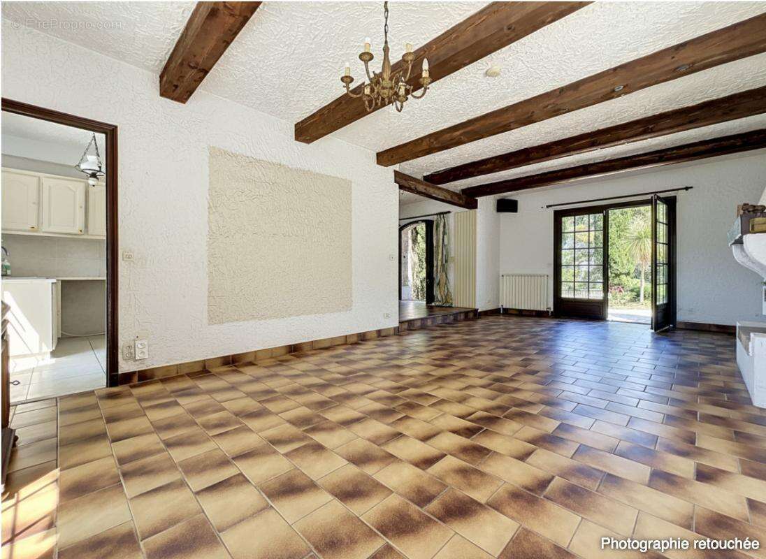 Maison à AURIBEAU-SUR-SIAGNE