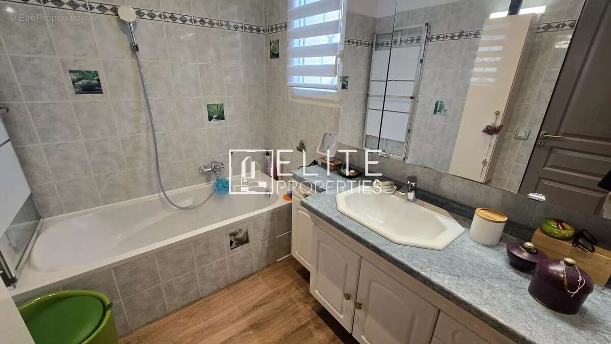 Maison 6 pièces + garage et parking – le cannet - photo 10