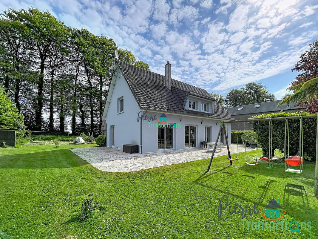 Maison à DAUBEUF-SERVILLE