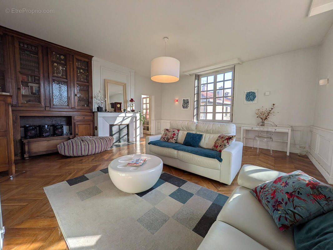 Appartement à COURNON-D'AUVERGNE