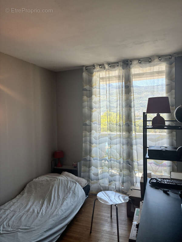 Appartement T 4 - Cour de la libération - Grenoble - photo 5