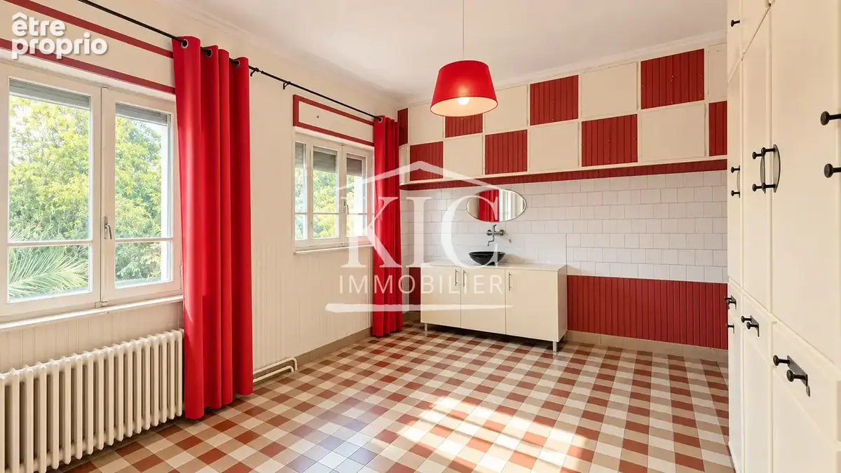 PROCHE CARCASSONNE - Ensemble 2 Maisons 175 m2 et 158 m2 - Garages - Piscine - photo 5