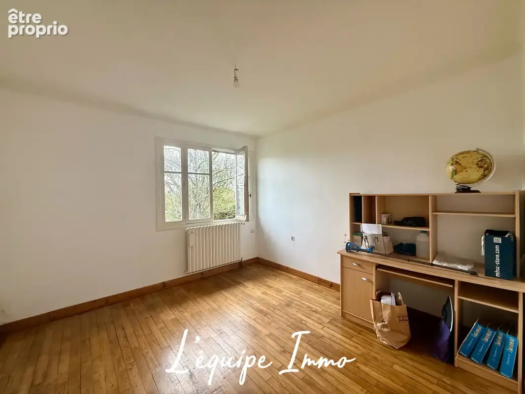 Villa t5 a rénover avec garage et jardin - photo 4