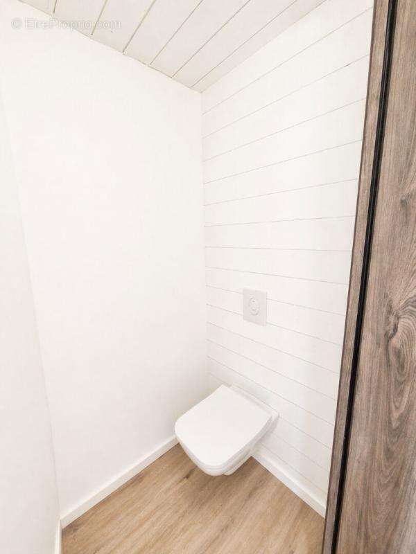 Appartement T2, très lumineux, refait à neuf - RDC de plain-pied - Proximité immédiate arrêt de bus - À 20 min de Lorient / 25 m - photo 12