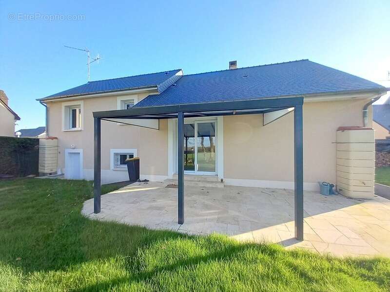 Maison à BONCHAMP-LES-LAVAL