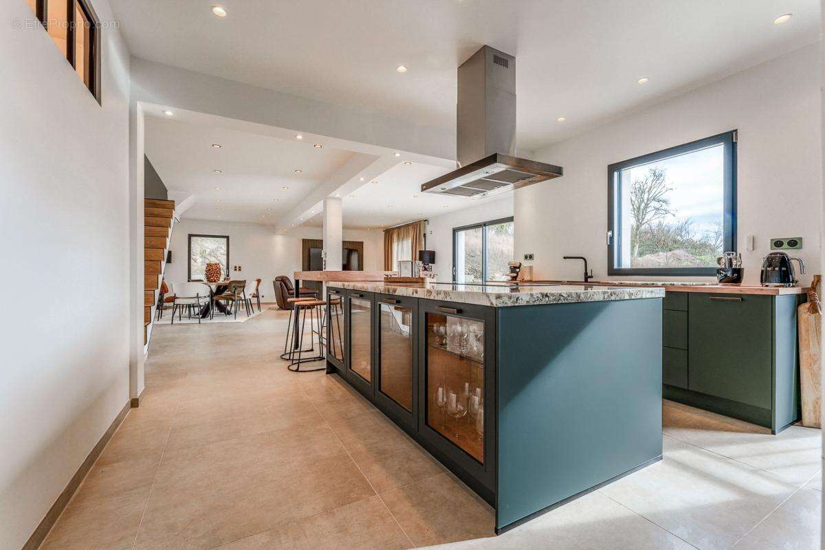 Maison à vendre 6 pièces MONTLOUIS SUR LOIRE (37) - photo 7