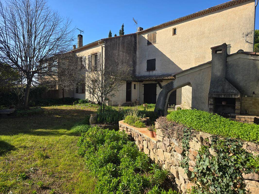 Maison à LE MUY
