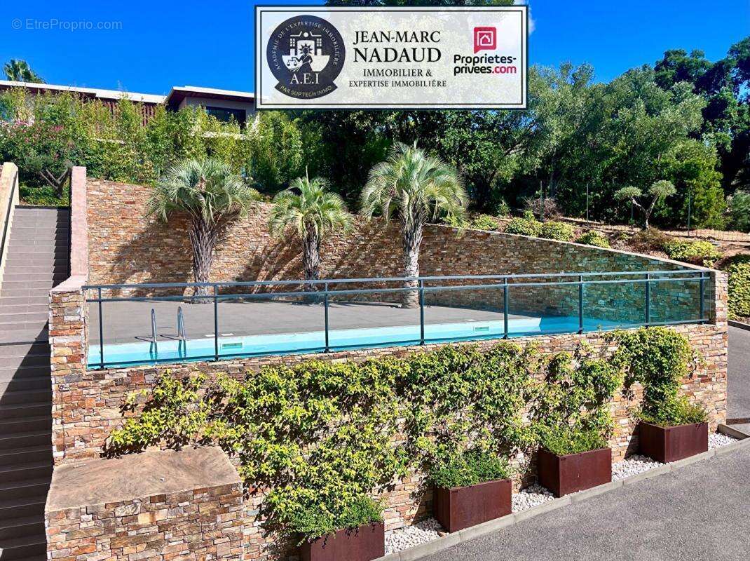 Appartement à SAINT-RAPHAEL