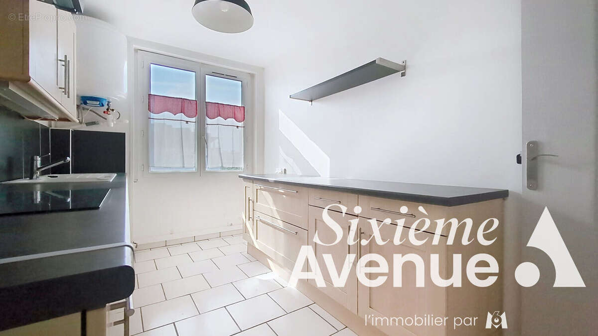Appartement Saint Priest 3 pièces - photo 7