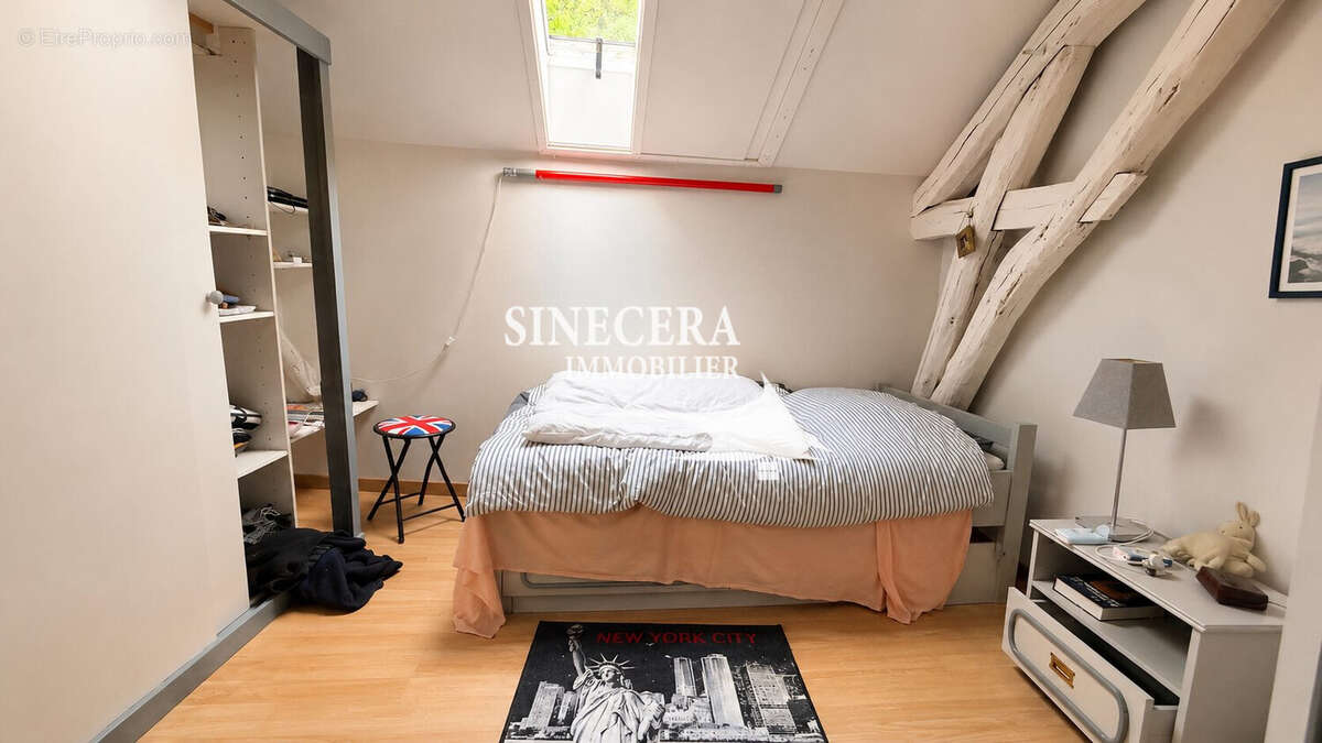 Maison 250 m² à La Tour-Blanche  - photo 6
