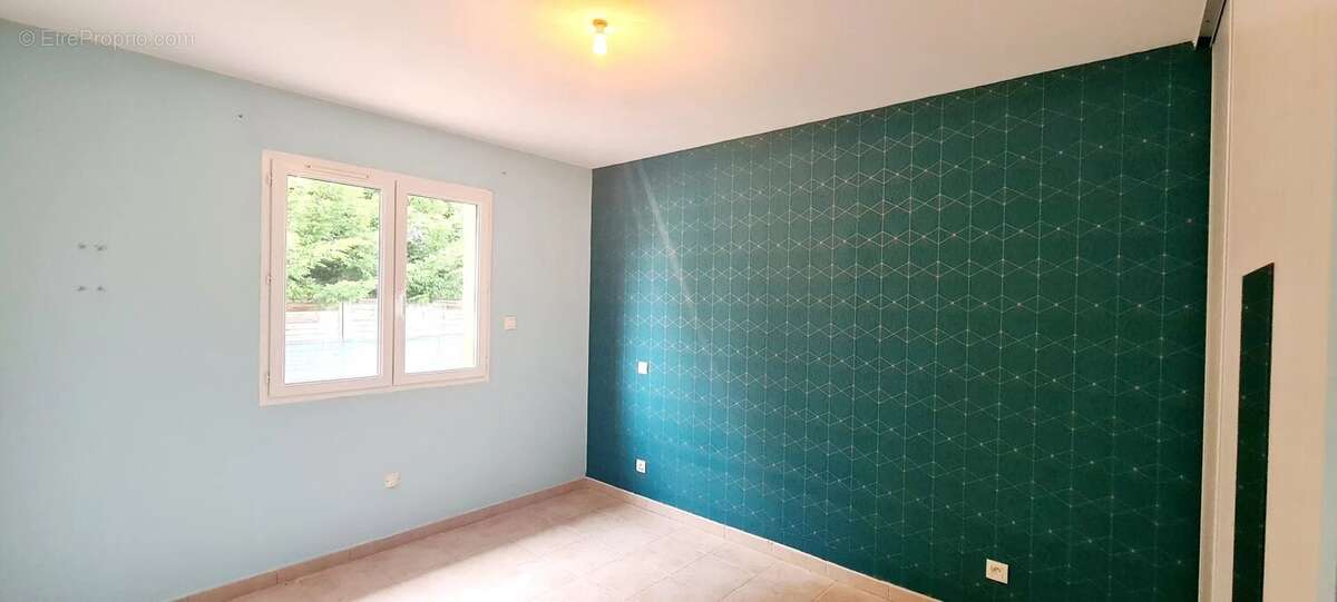 Maison à SAINT-JEAN-DE-VERGES