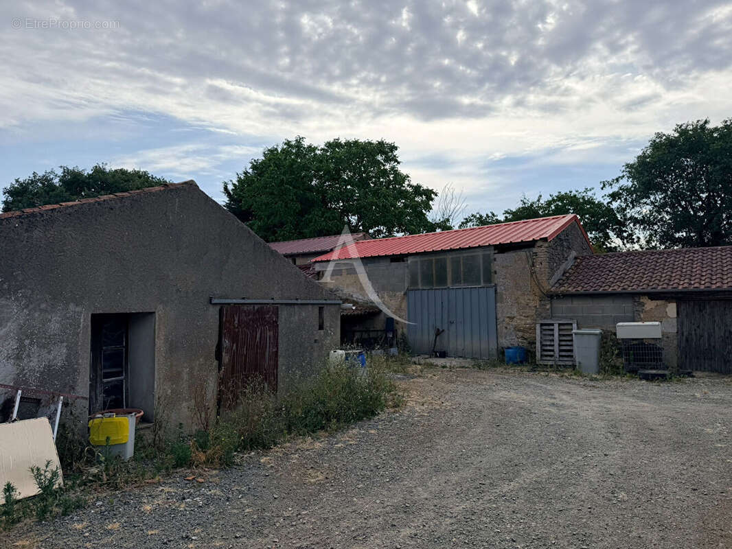 Maison à VIHIERS