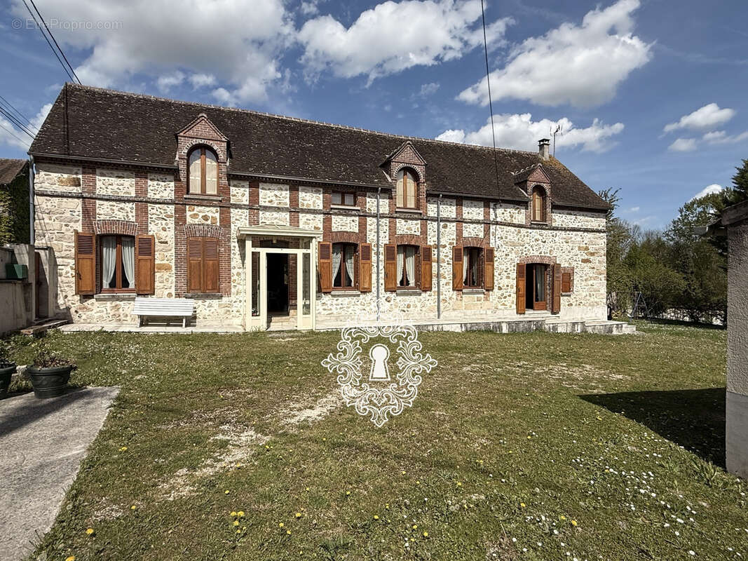 Maison à BRAY-SUR-SEINE