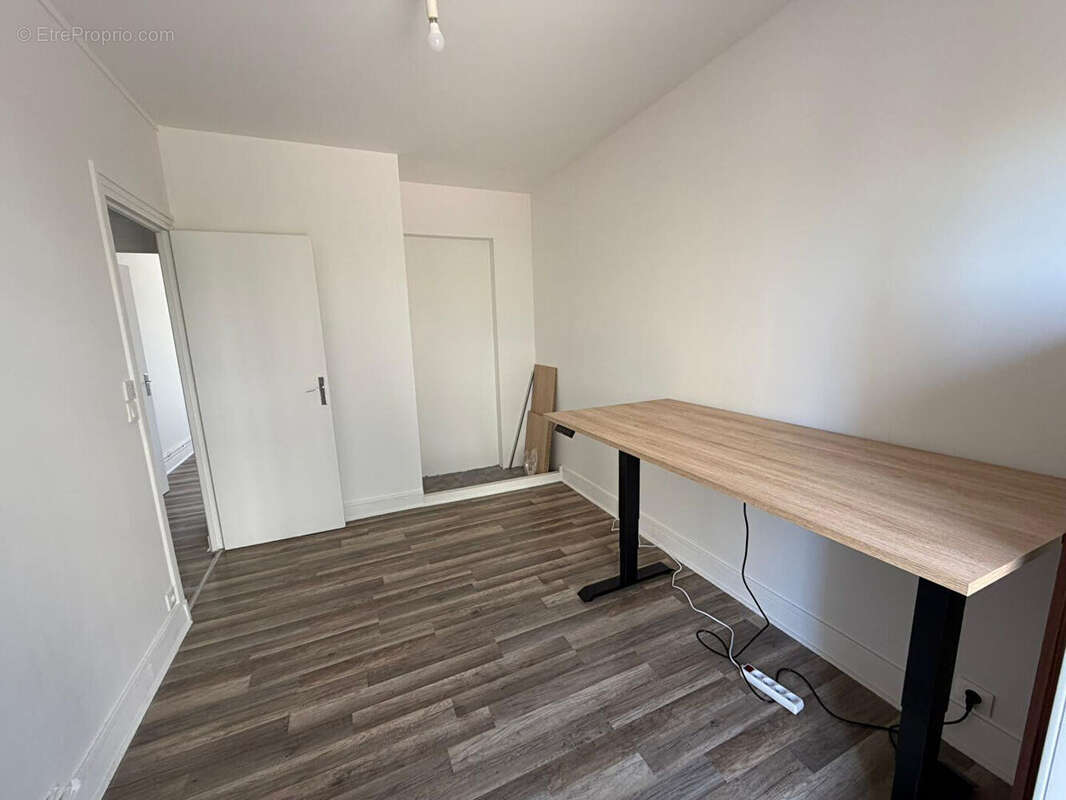 Appartement à NANTERRE