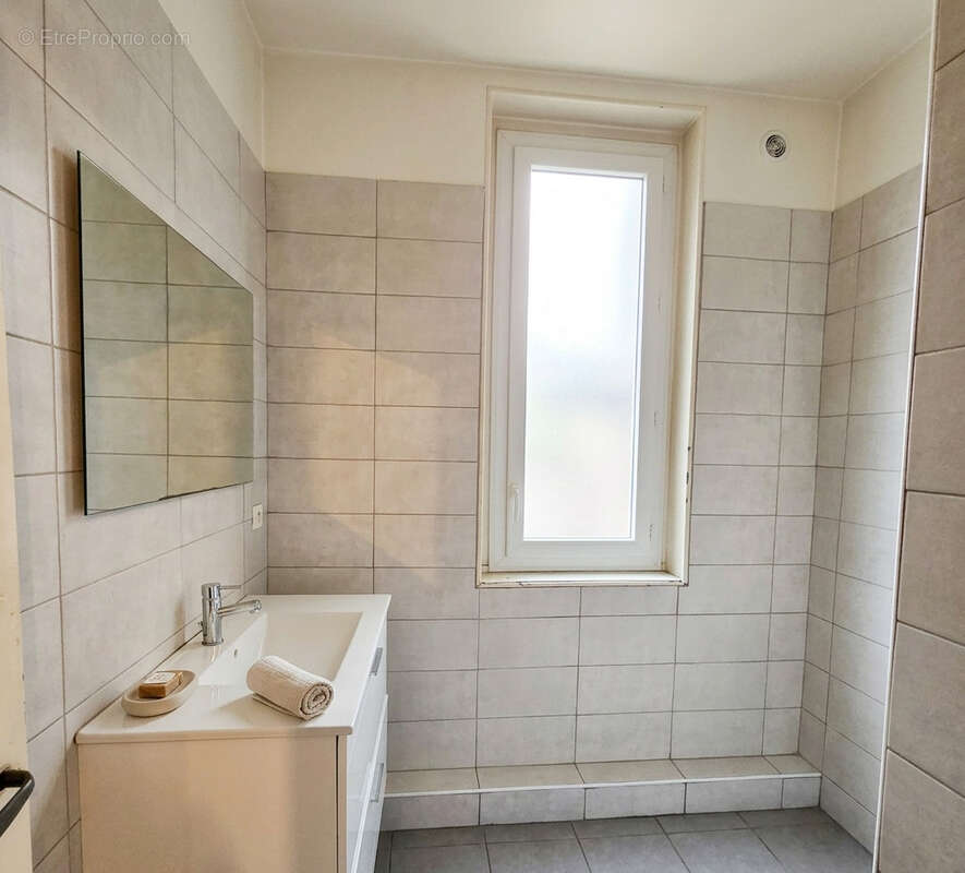 Appartement à LYON-8E