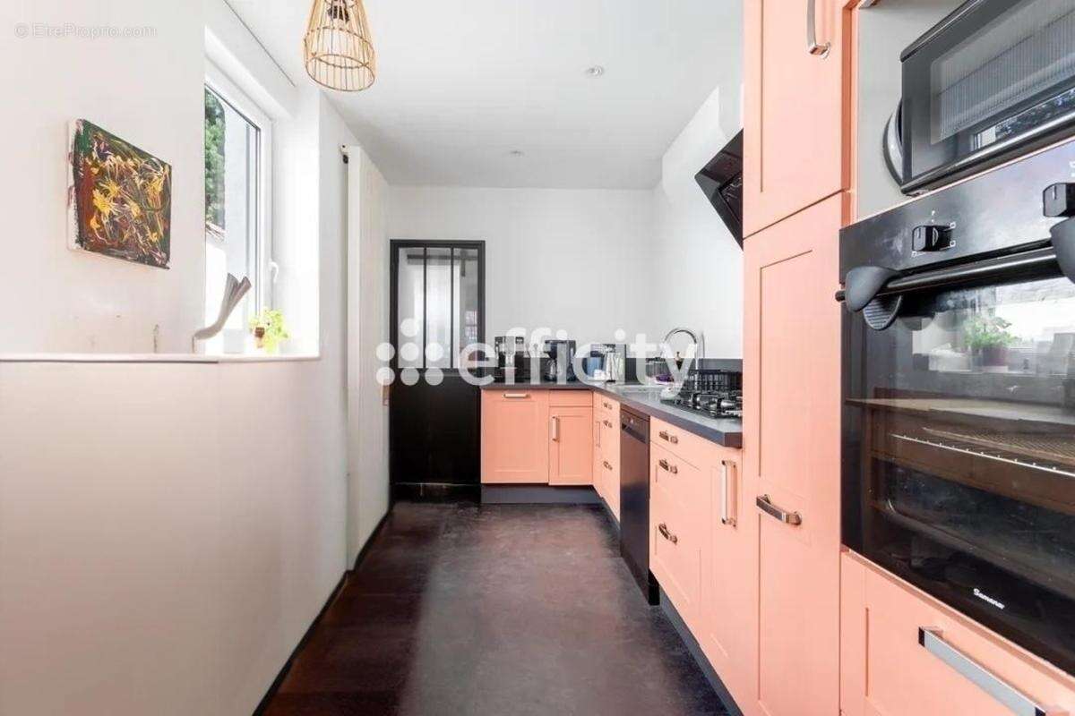 Maison 115 m² à Roubaix  - photo 4