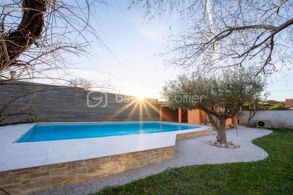 Maison à L'ISLE-D'ABEAU