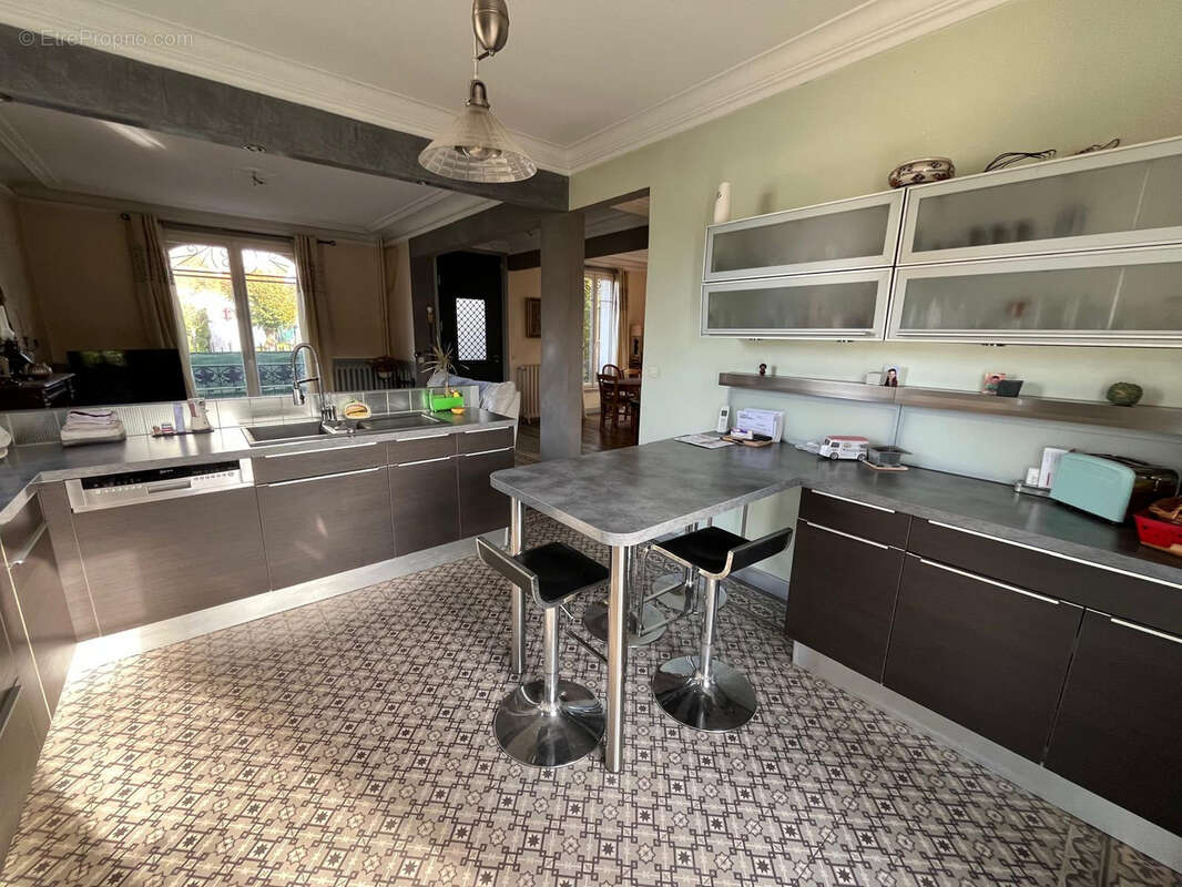 Maison à COUILLY-PONT-AUX-DAMES