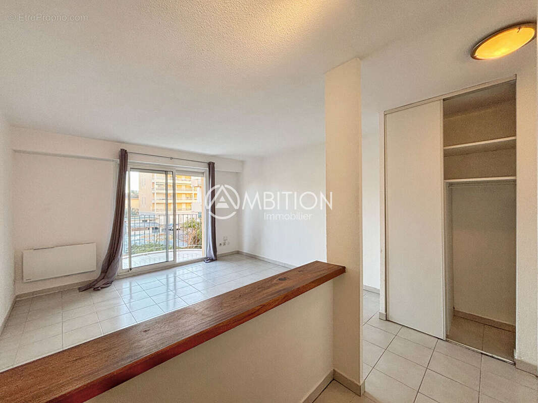 Appartement à SAINT-RAPHAEL