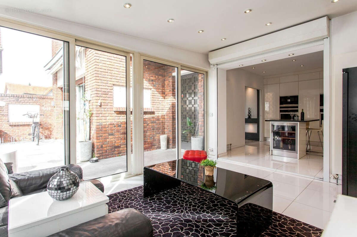 Maison à CHAMPIGNY-SUR-MARNE