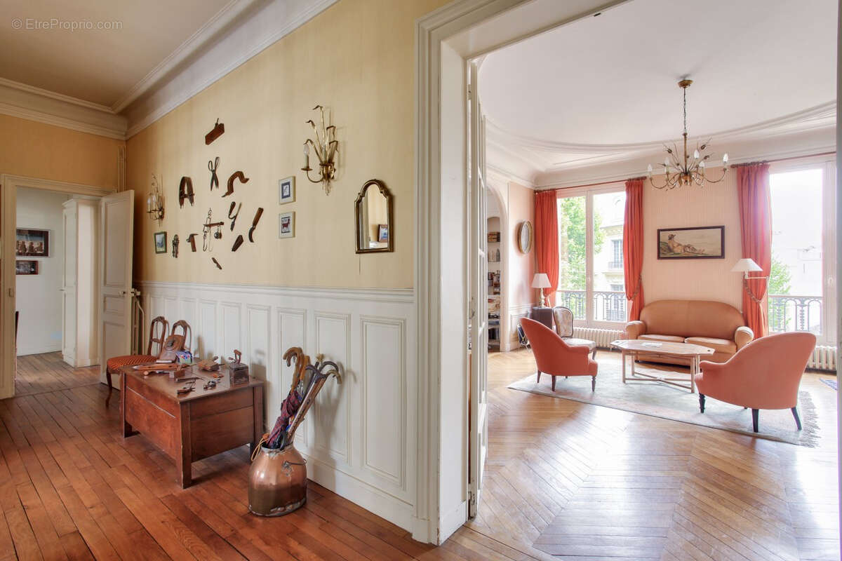 Appartement à VERSAILLES